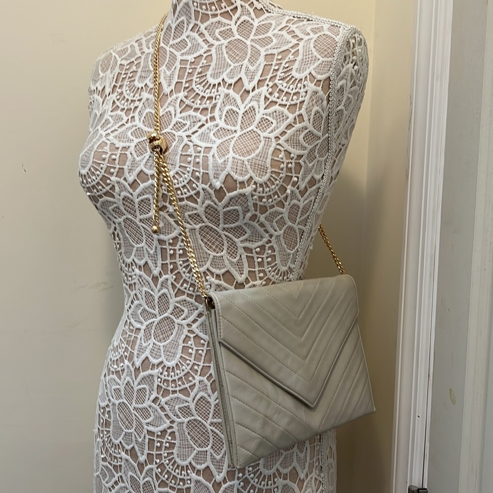 Yves Saint Laurent  YSL White Quilted Clutch EUC - Picture 5 of 15